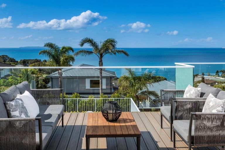 Photo of property in 39 Gulf View Road, Murrays Bay, Auckland, 0630