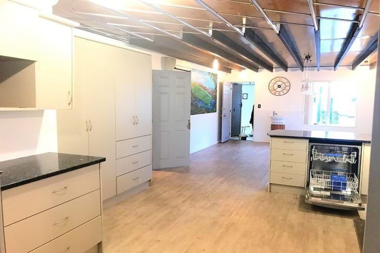 Photo of property in 186 Old Wairoa Road, Papakura, 2110