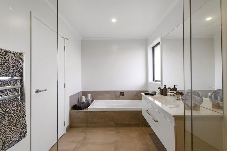 Photo of property in 14 Kingsdowne Drive, West Melton, 7618