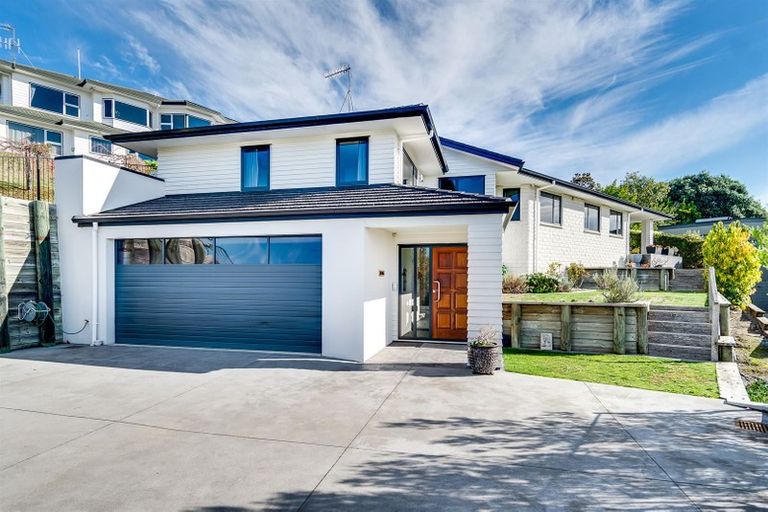 Photo of property in 75 Hetley Crescent, Taradale, Napier, 4112