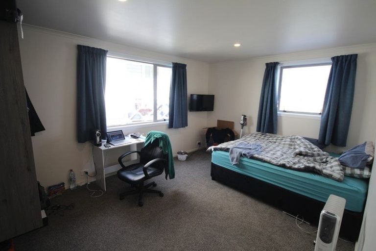 Photo of property in Includes 135, 137 Harbour Tce, 139 Harbour Terrace, North Dunedin, Dunedin, 9016