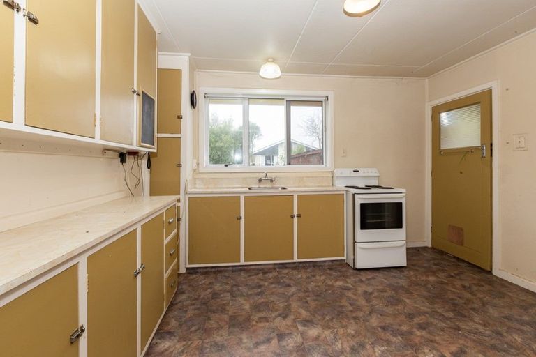 Photo of property in 9 Petries Road, Woodend, 7610