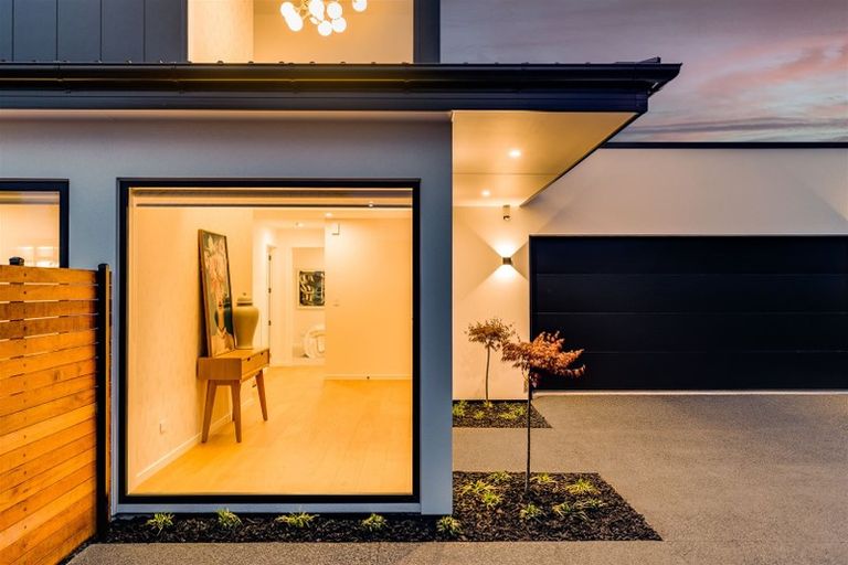 Photo of property in 12c Memorial Avenue, Ilam, Christchurch, 8053