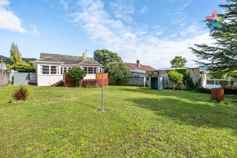 Photo of property in 66 Wilkie Crescent, Naenae, Lower Hutt, 5011