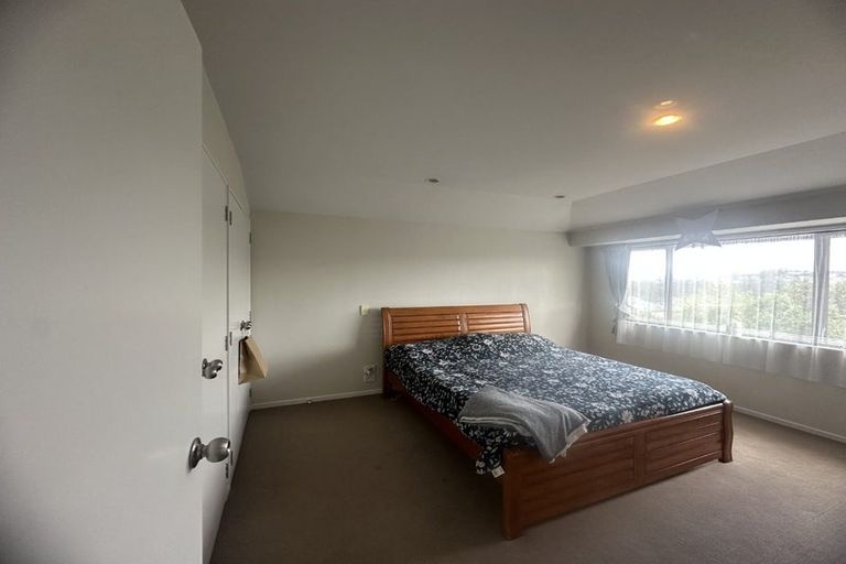 Photo of property in 27/22 Northcross Drive, Oteha, Auckland, 0632