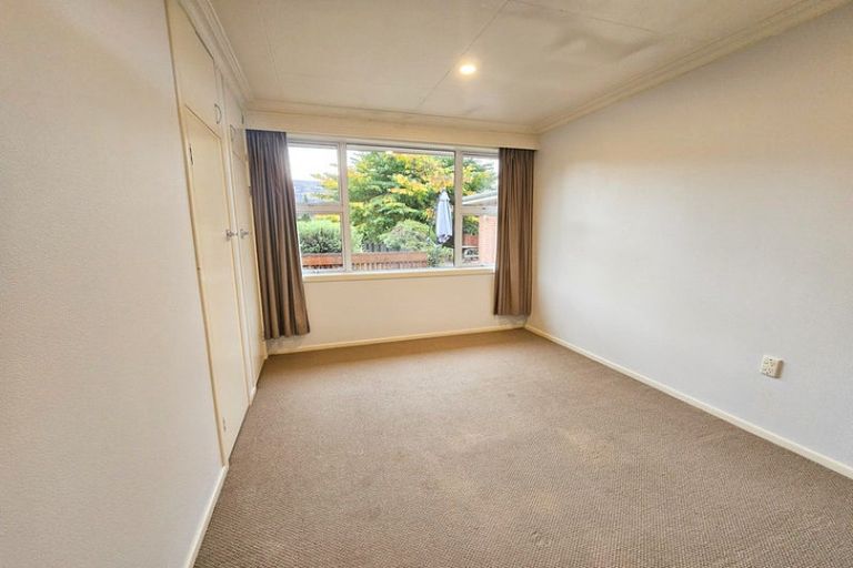 Photo of property in 12 Newcastle Street, Clyde, 9330