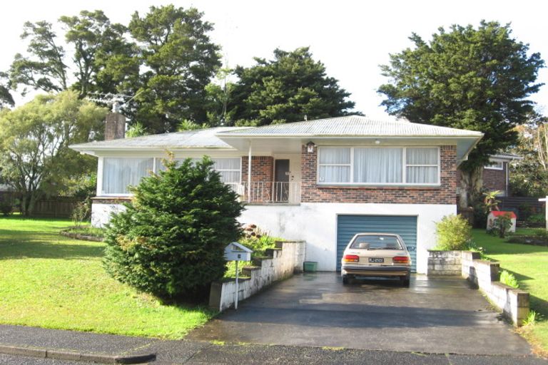 Photo of property in 3 Earls Court, Hillpark, Auckland, 2102