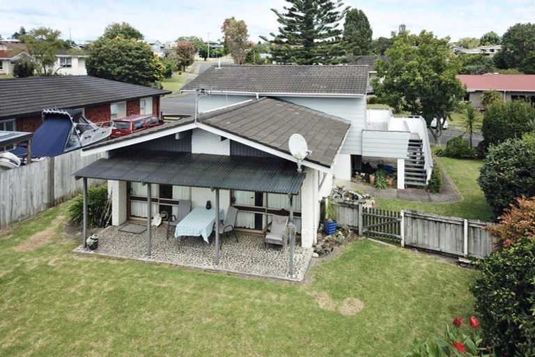 Photo of property in 27 Hookey Drive, Te Puke, 3119