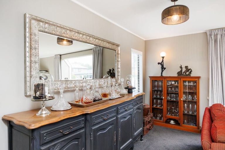 Photo of property in 8 Caccia Birch Lane, Hokowhitu, Palmerston North, 4410