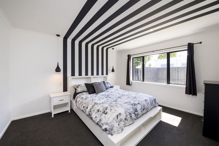 Photo of property in 18a Thomson Street, West End, Palmerston North, 4412