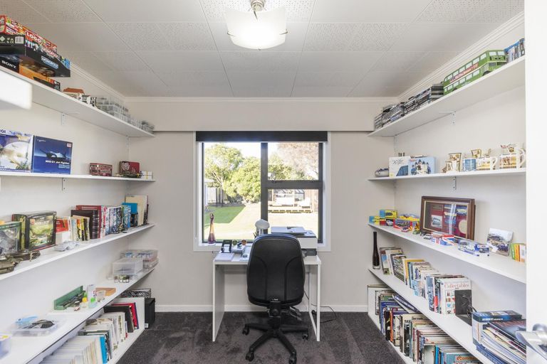 Photo of property in 38 Henare Street, West End, Palmerston North, 4412