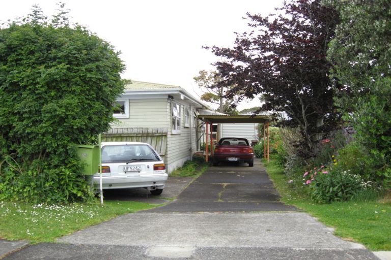 Photo of property in 63 Muir Avenue, Mangere Bridge, Auckland, 2022