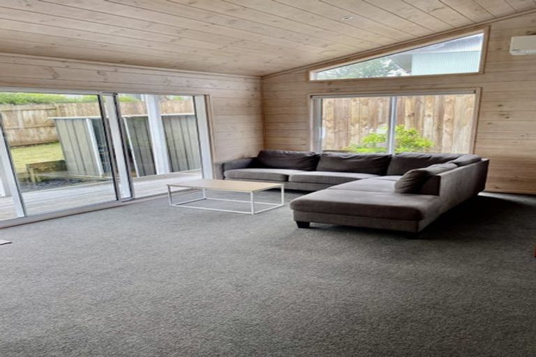 Photo of property in 85 Simpson Road, Papamoa Beach, Papamoa, 3118