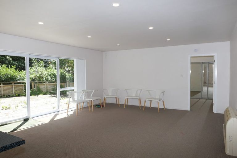 Photo of property in 45 Greenaway Road, Waikanae, 5036