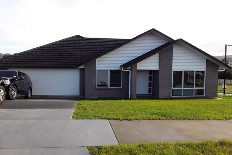 Photo of property in 1 Harry Richards Way, Pokeno, 2402
