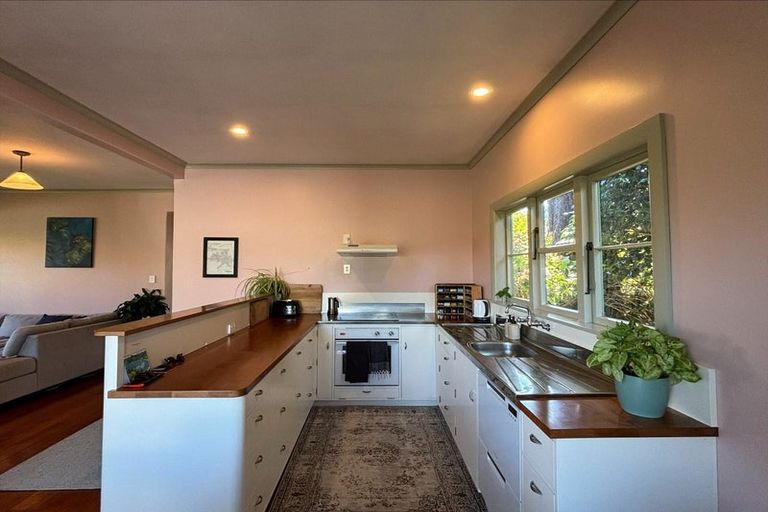 Photo of property in 83 Campbell Street, Nelson South, Nelson, 7010