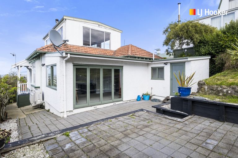 Photo of property in 5 Bellevue Street, Belleknowes, Dunedin, 9011