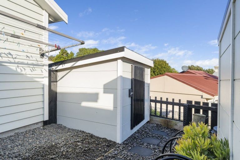 Photo of property in 39 Seagrass Place, Otaki Beach, Otaki, 5512