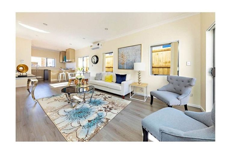 Photo of property in 55b Senator Drive, Manurewa, Auckland, 2105