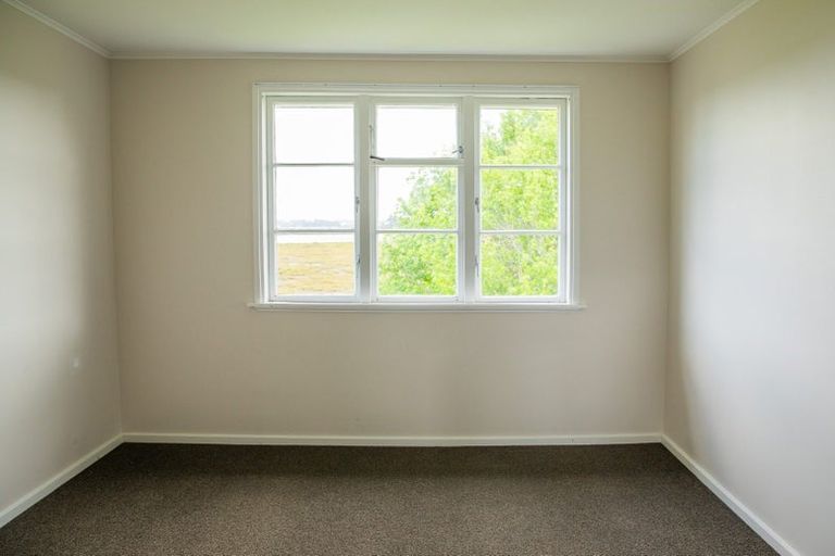 Photo of property in 87-89 Beresford Street, Bayswater, Auckland, 0622