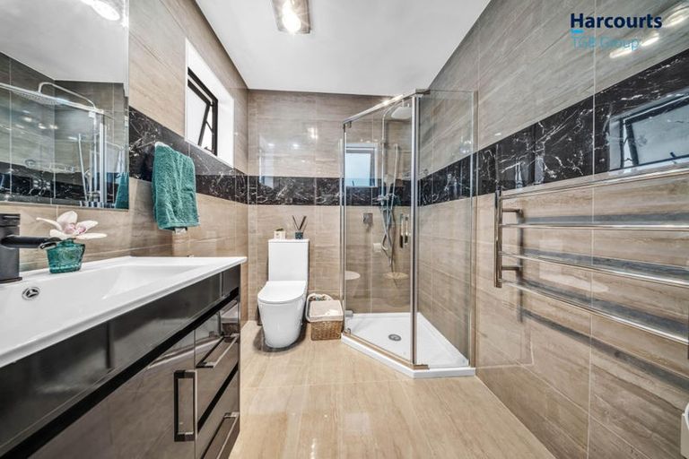 Photo of property in 42a Marr Road, Manurewa, Auckland, 2102