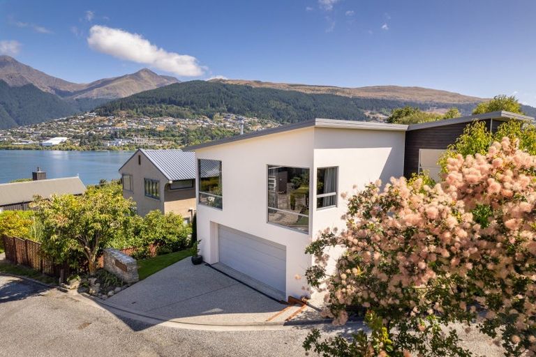 Photo of property in 538 Peninsula Road, Kelvin Heights, Queenstown, 9300
