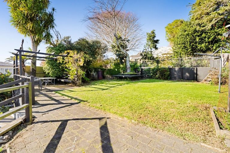 Photo of property in 67 Doralto Road, Frankleigh Park, New Plymouth, 4310