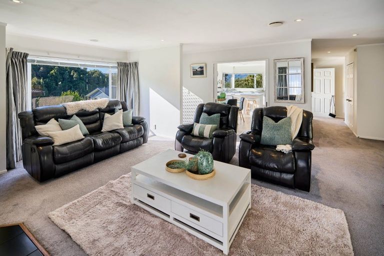Photo of property in 147 Tirohanga Road, Tirohanga, Lower Hutt, 5010