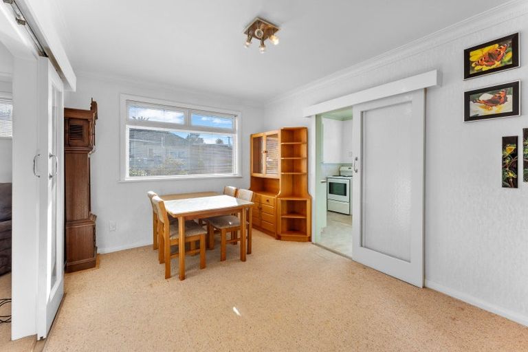 Photo of property in 36 Totara Park Road, Clouston Park, Upper Hutt, 5018