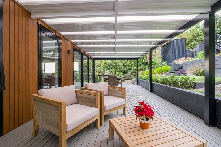 Photo of property in 11 Janice Place, Mount Pleasant, Christchurch, 8081