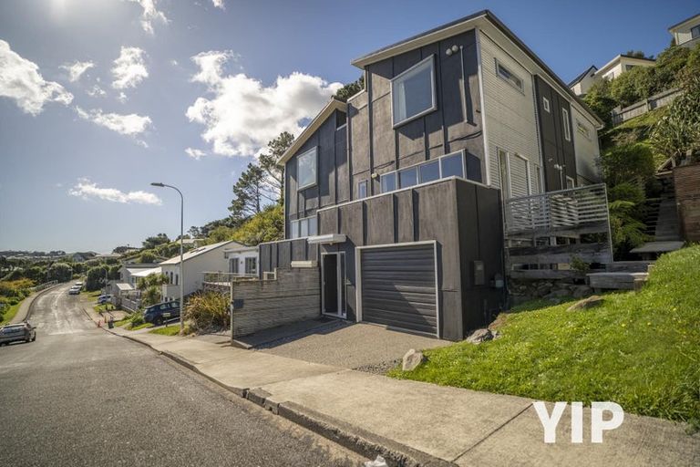 Photo of property in 63 Sheridan Terrace, Johnsonville, Wellington, 6037