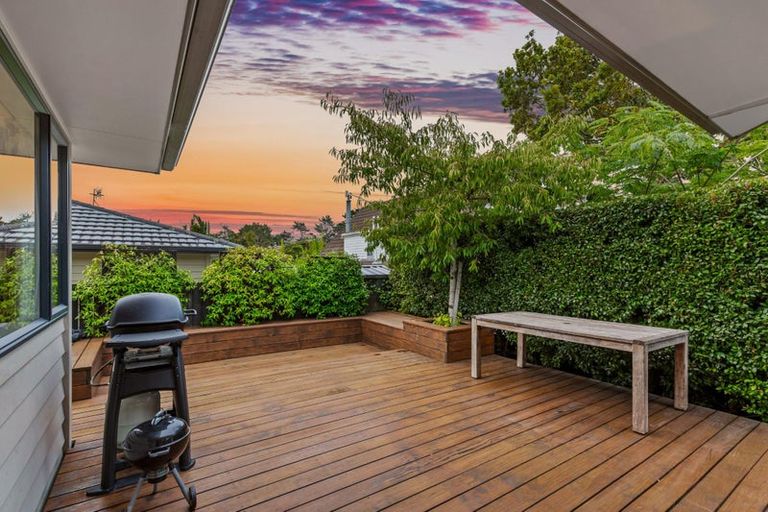 Photo of property in 169j Colwill Road, Massey, Auckland, 0614