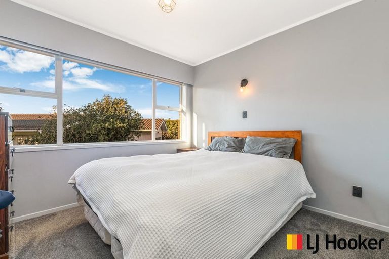 Photo of property in 4 Polandson Place, Opaheke, Papakura, 2113