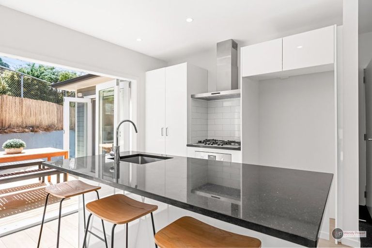 Photo of property in 39a Riddlers Crescent, Petone, Lower Hutt, 5012