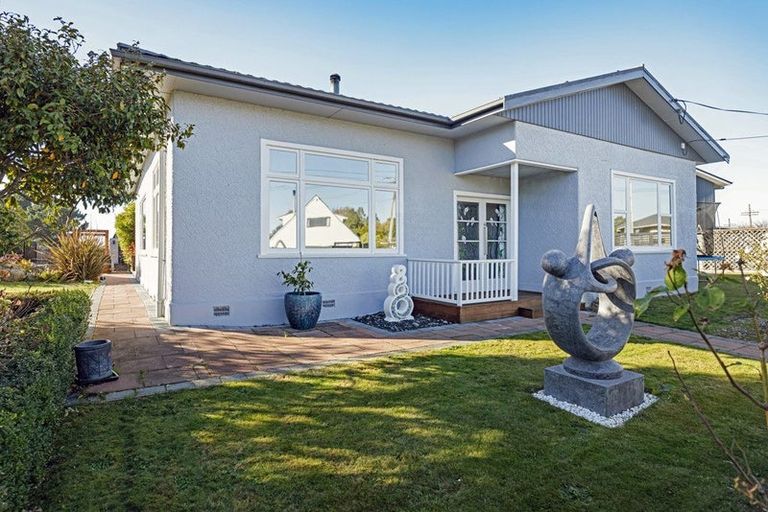 Photo of property in 37 Oban Street, Holmes Hill, Oamaru, 9401