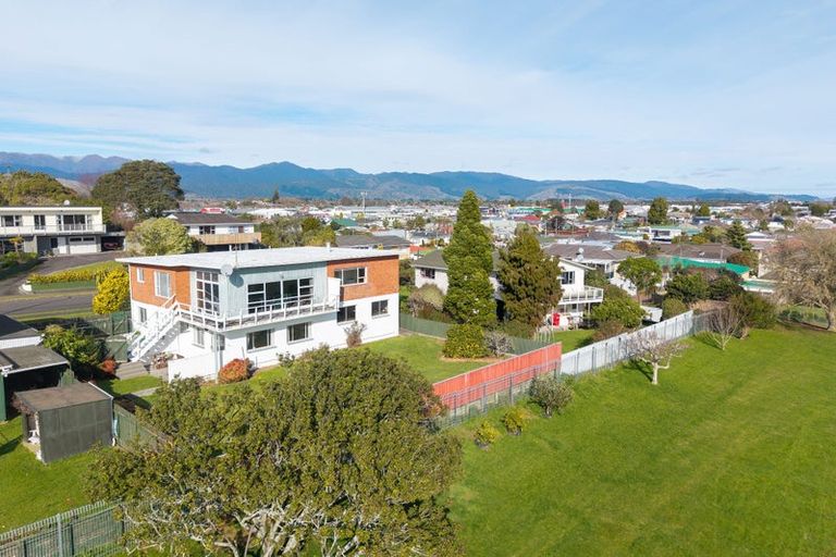 Photo of property in 32 Lancaster Street, Levin, 5510