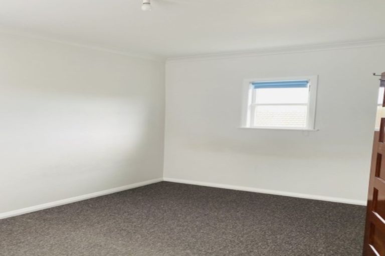 Photo of property in 73a Waiuta Street, Titahi Bay, Porirua, 5022