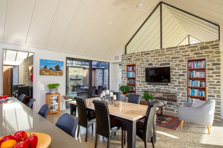 Photo of property in 598 Dunstan Road, Alexandra, 9391