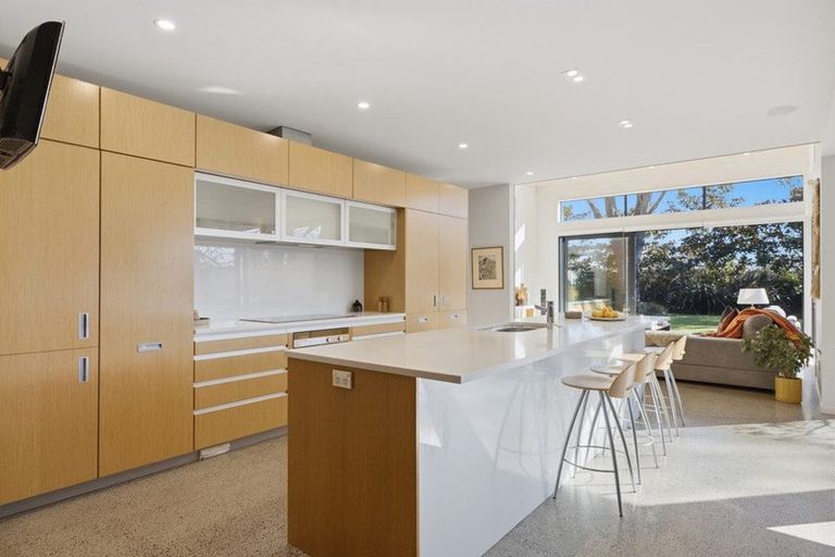 Photo of property in 38 Grassmere Street, Papanui, Christchurch, 8052