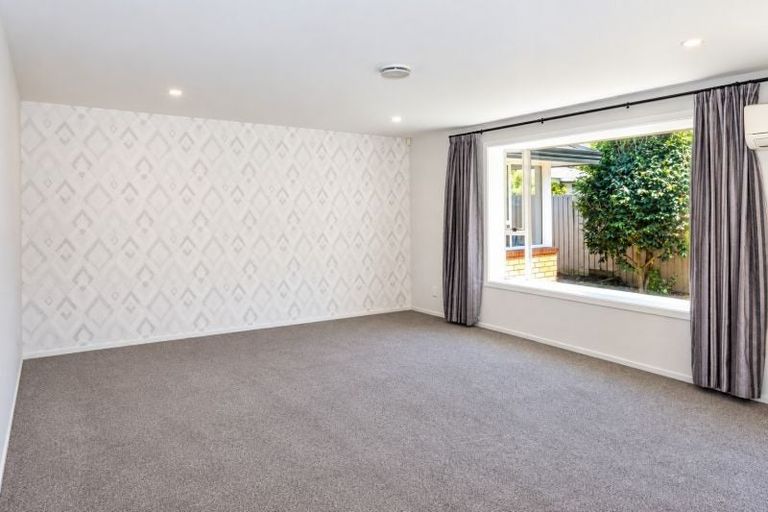 Photo of property in 1/111 Paparoa Street, Papanui, Christchurch, 8053