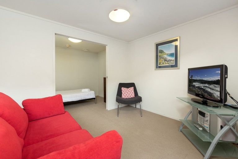 Photo of property in Atlas Apartments, 2/49 Maunganui Road, Mount Maunganui, 3116