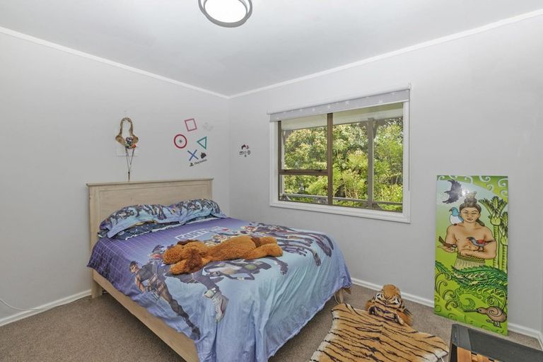 Photo of property in 21 St James Avenue, Helensville, 0800