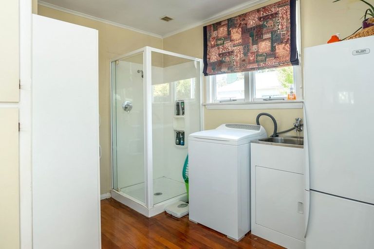 Photo of property in 118 West Street, Greytown, 5712