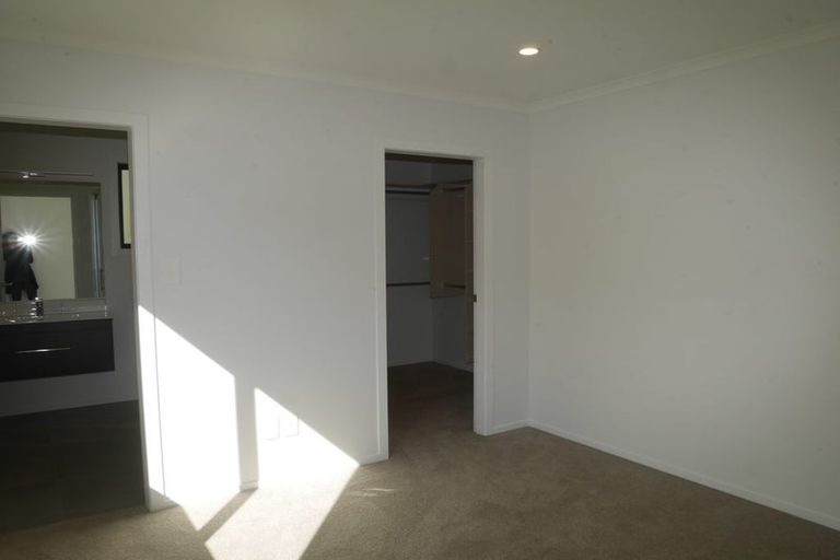 Photo of property in 13 Rongomau Lane, Raumati South, Paraparaumu, 5032