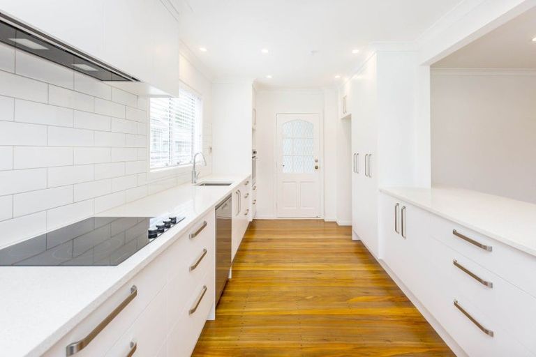 Photo of property in 11 Marion Street, Silverstream, Upper Hutt, 5019