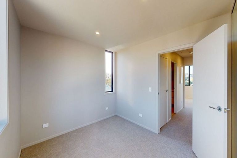 Photo of property in 24/10 Utauta Street, Waikanae, 5036