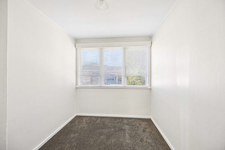 Photo of property in 50 Taylor Road, Mangere Bridge, Auckland, 2022