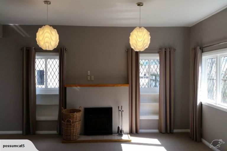 Photo of property in 5 Murray Street, Wallaceville, Upper Hutt, 5018