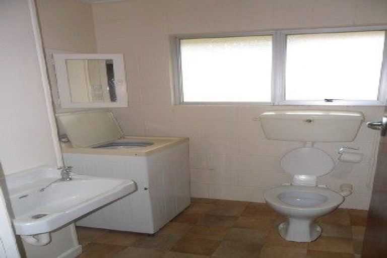 Photo of property in 2/128 Hastings Street East, Sydenham, Christchurch, 8023