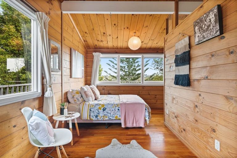 Photo of property in 137 Stredwick Drive, Torbay, Auckland, 0630